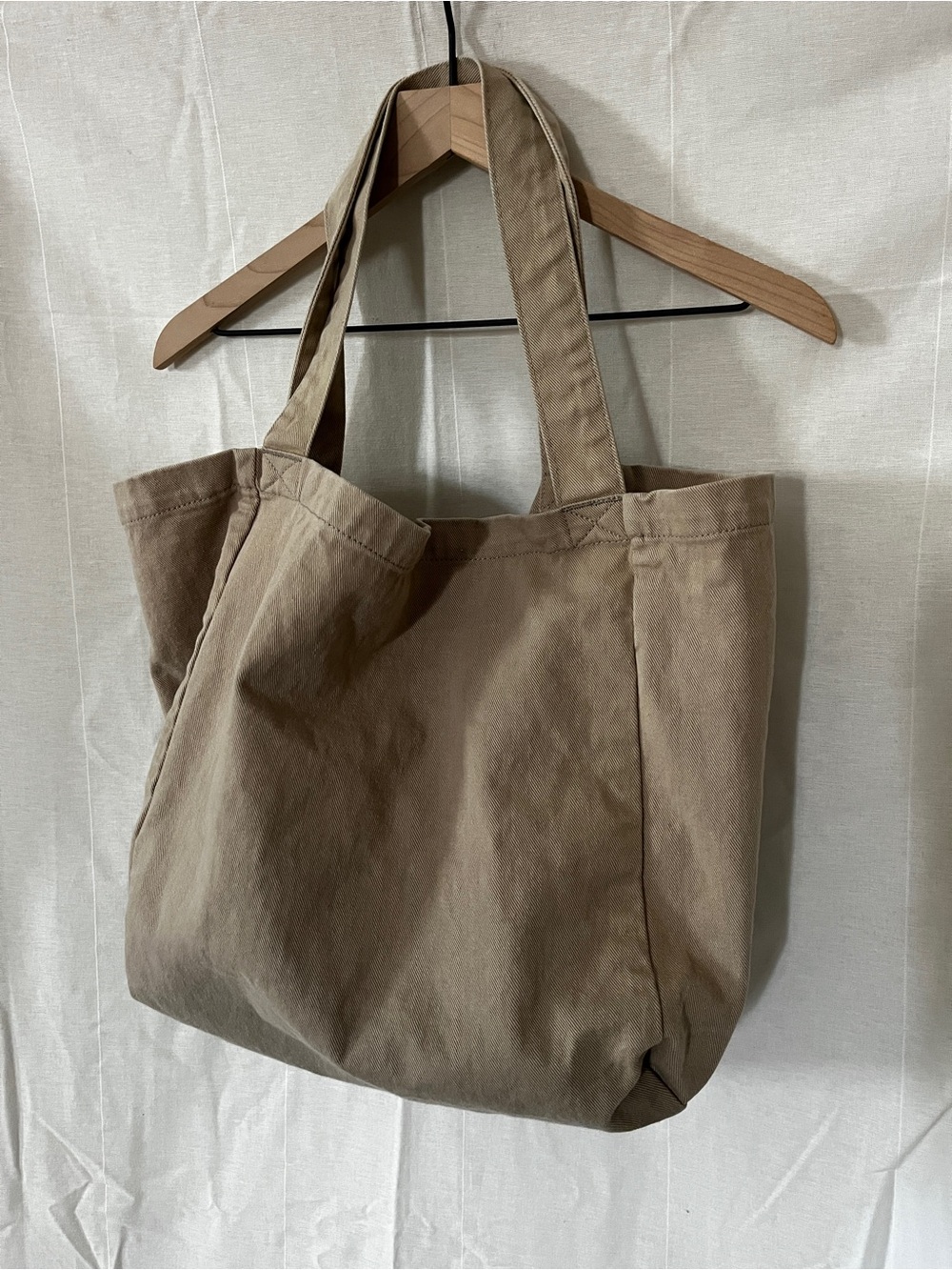 Large tote